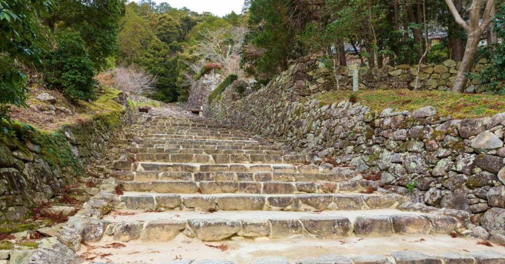 安土城・大手道