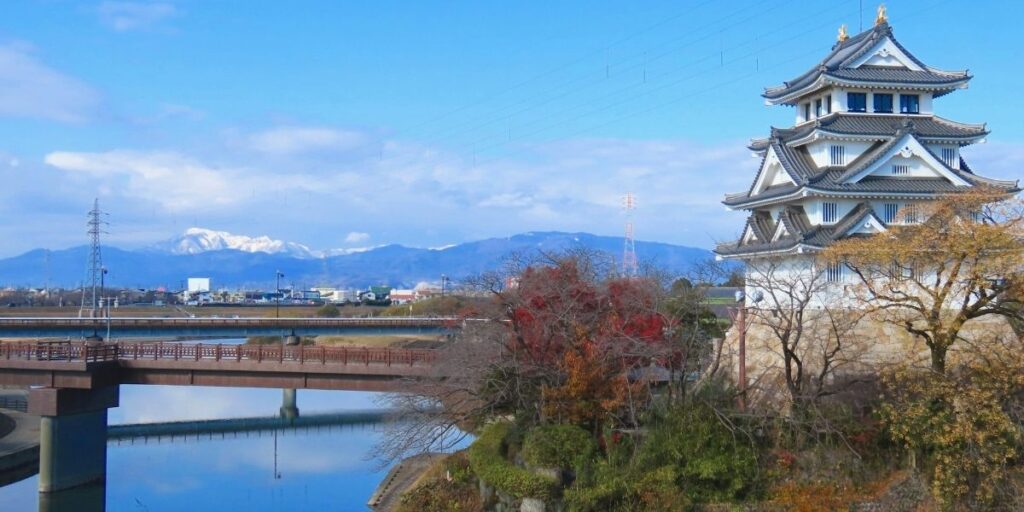 墨俣一夜城と御岳山